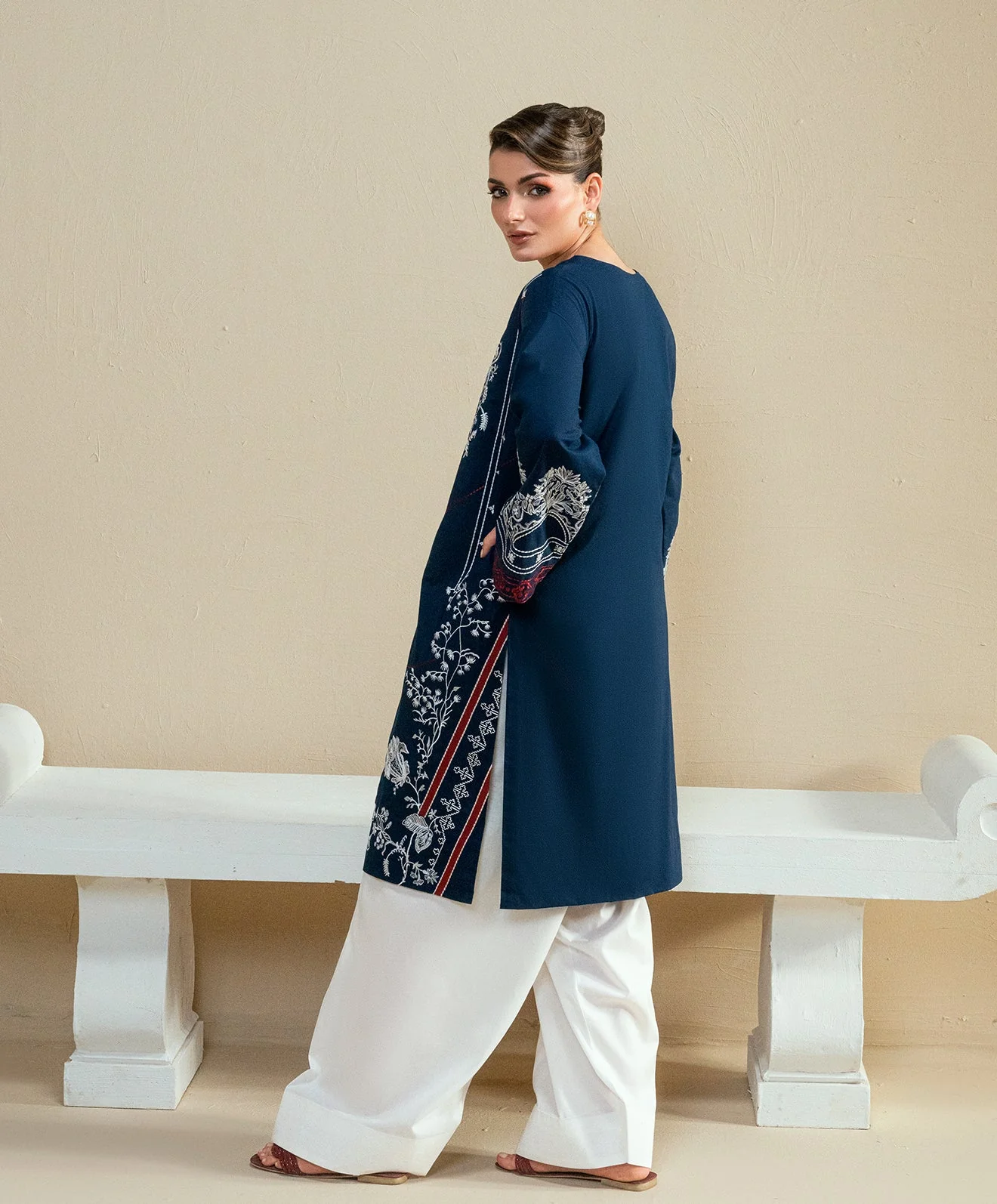bloom Farsi kurta set - Image 3
