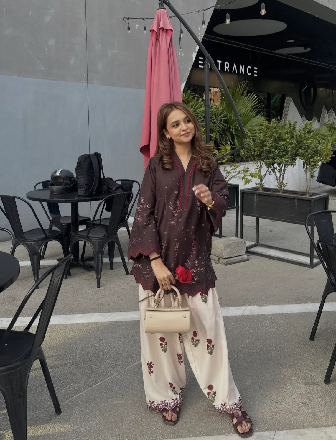 Coffee bloom Farsi suit - Image 3