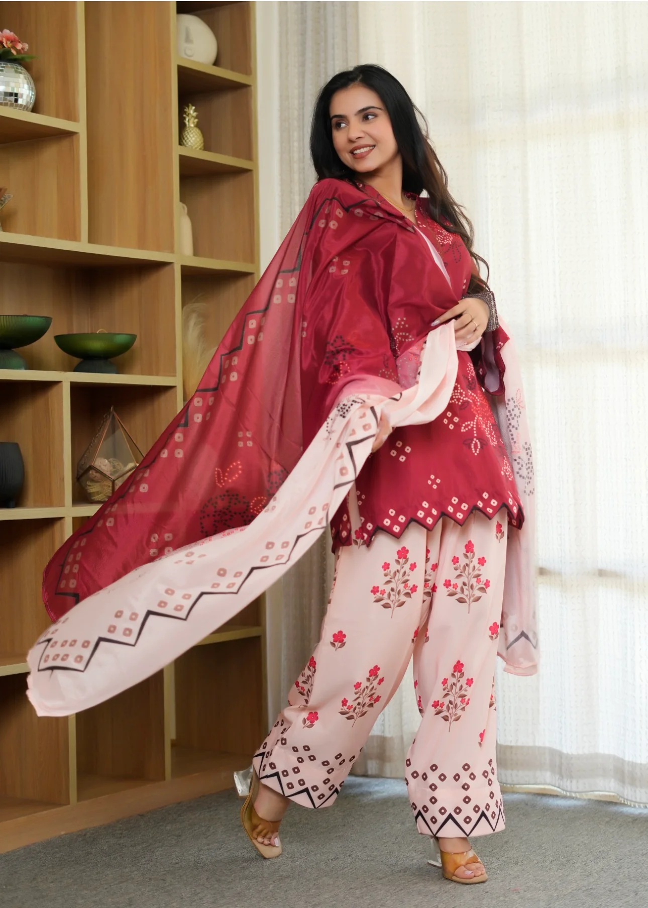 Gulnaar Charm Kurti Set - Image 4