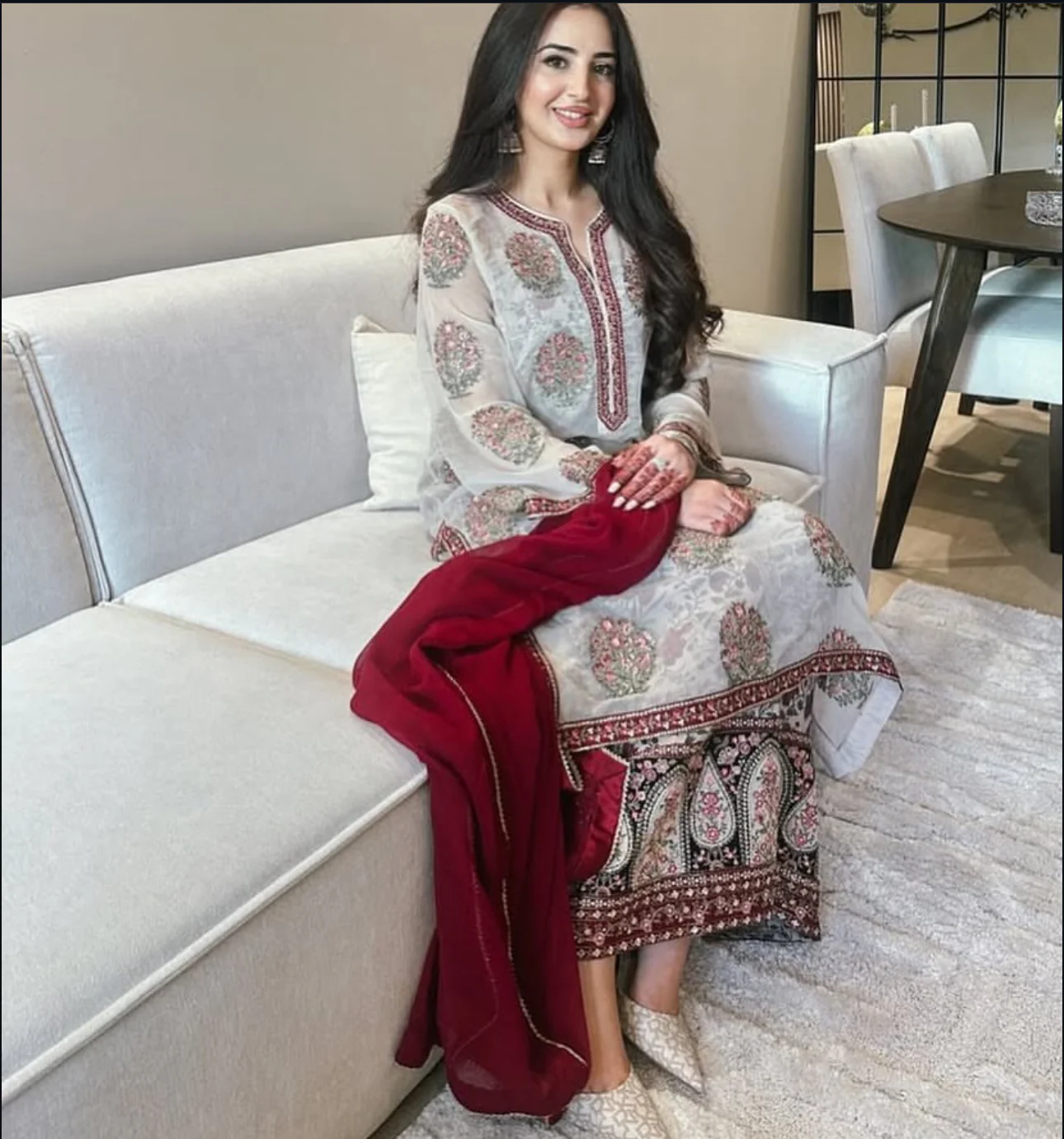 Organza white suit with Duppta - Image 8