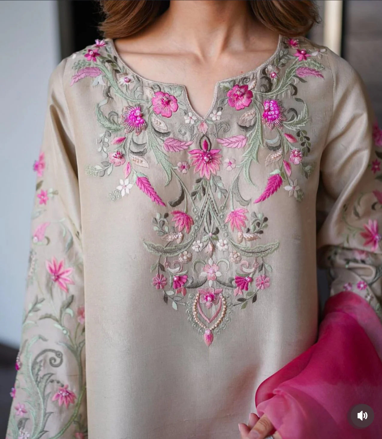 Lahriya Suit Set - Image 6