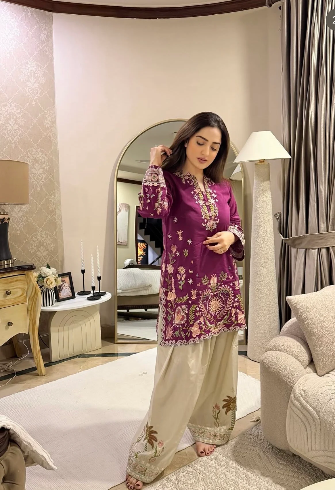Rang-E-Malka Premium Farsi Set - Image 2