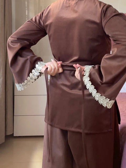 Trendy Farsi suit - Image 8
