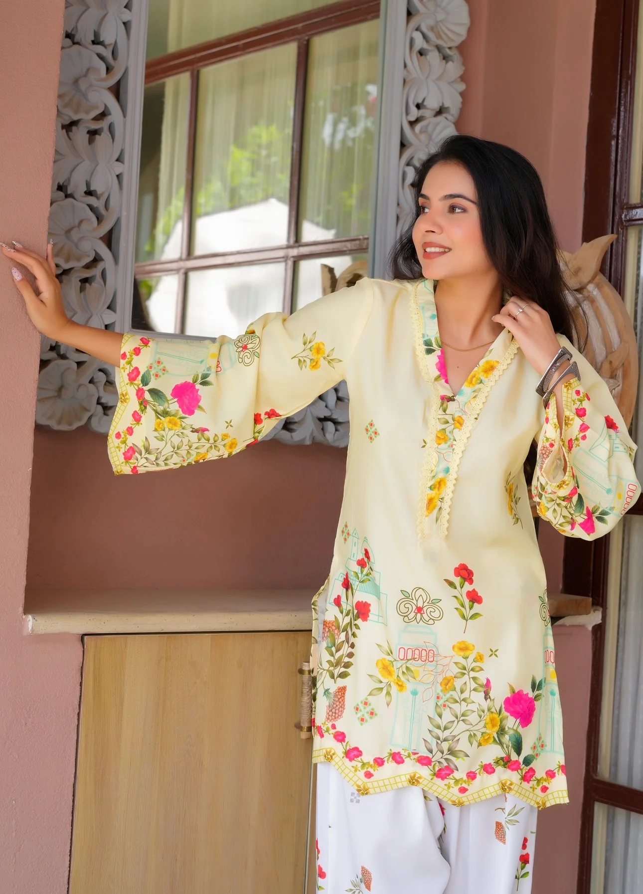 Sunshine floral Farsi suit - Image 12