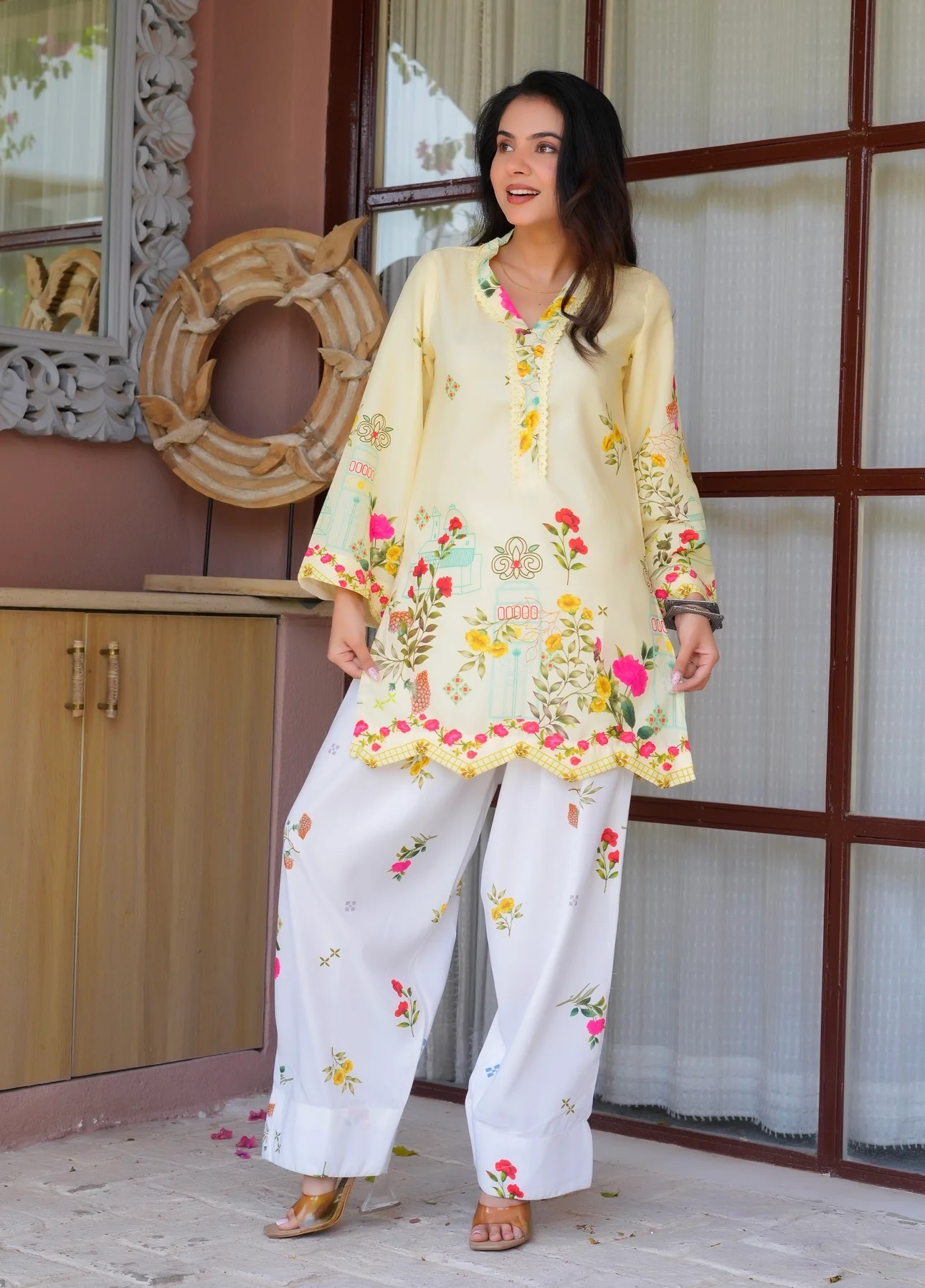 Sunshine floral Farsi suit - Image 3