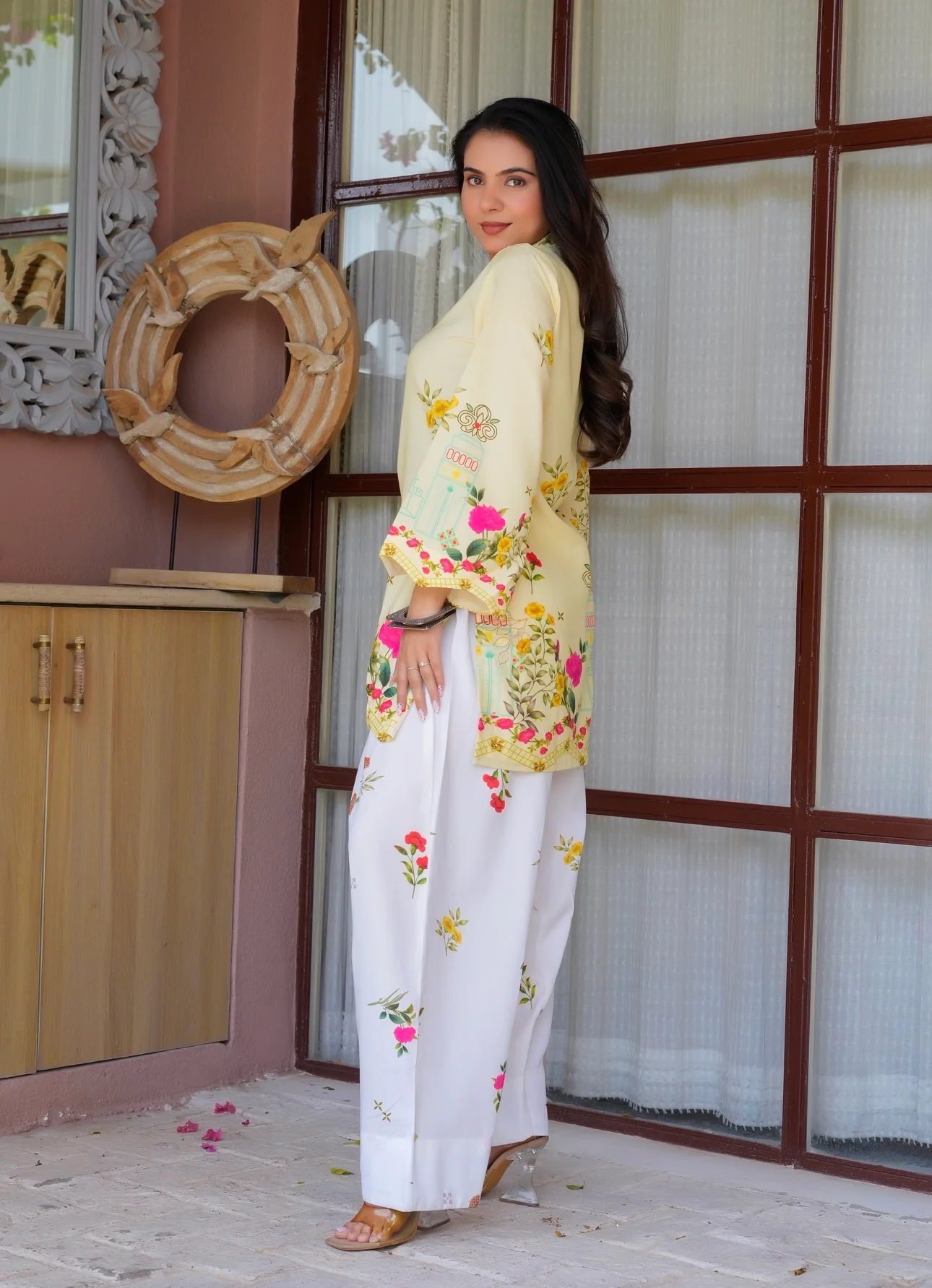 Sunshine floral Farsi suit - Image 4