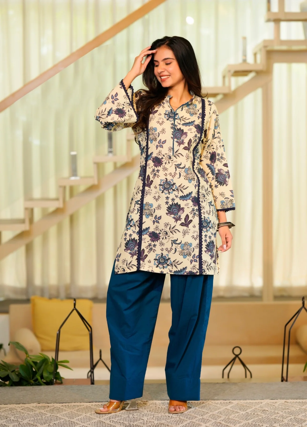 Naayra Printed Suit π