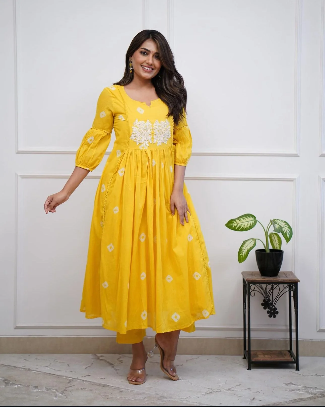 Womens comfortable and look classy pure mul mul cotton pant set with work detailing - Image 3