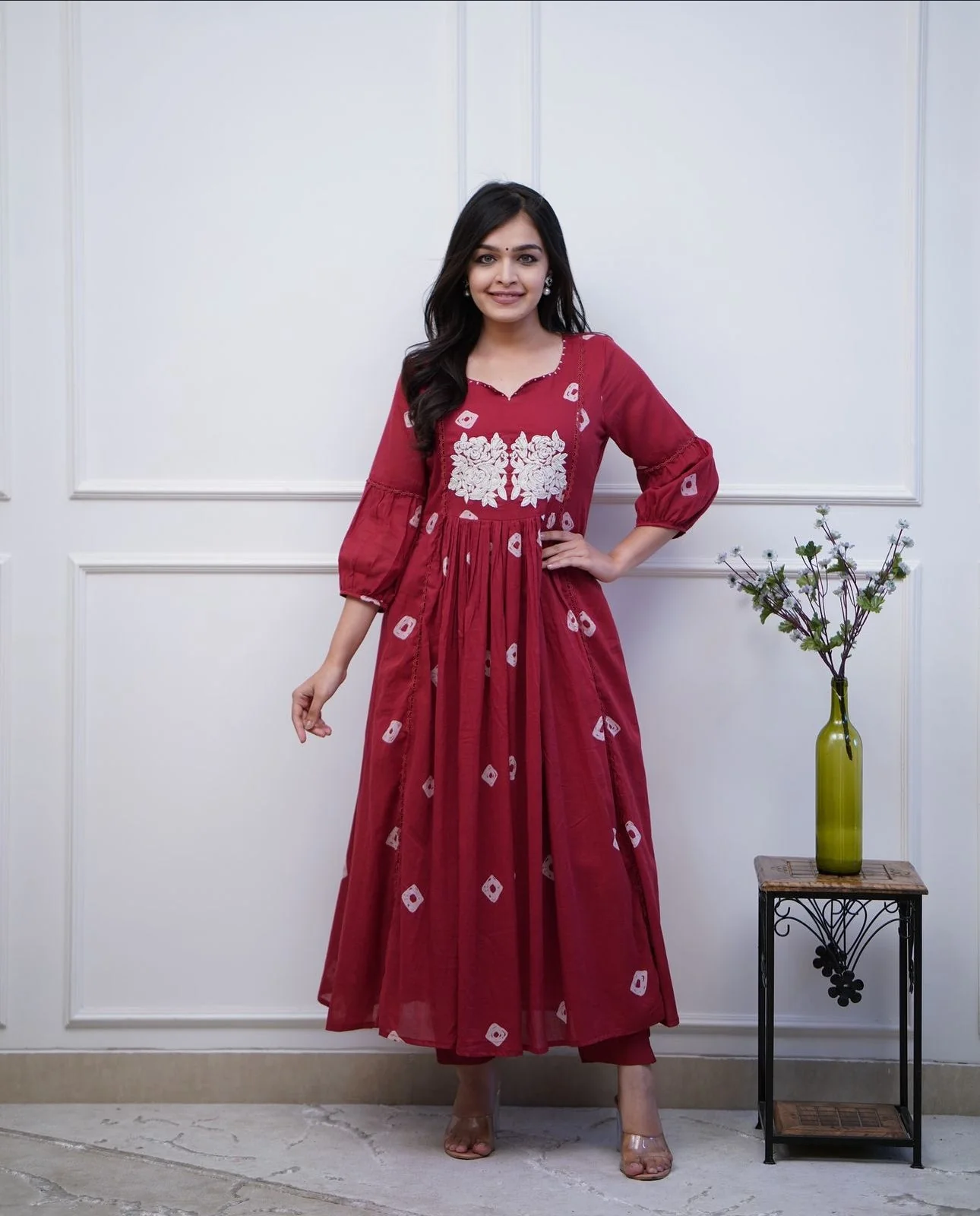 Womens comfortable and look classy pure mul mul cotton pant set with work detailing Red - Image 3