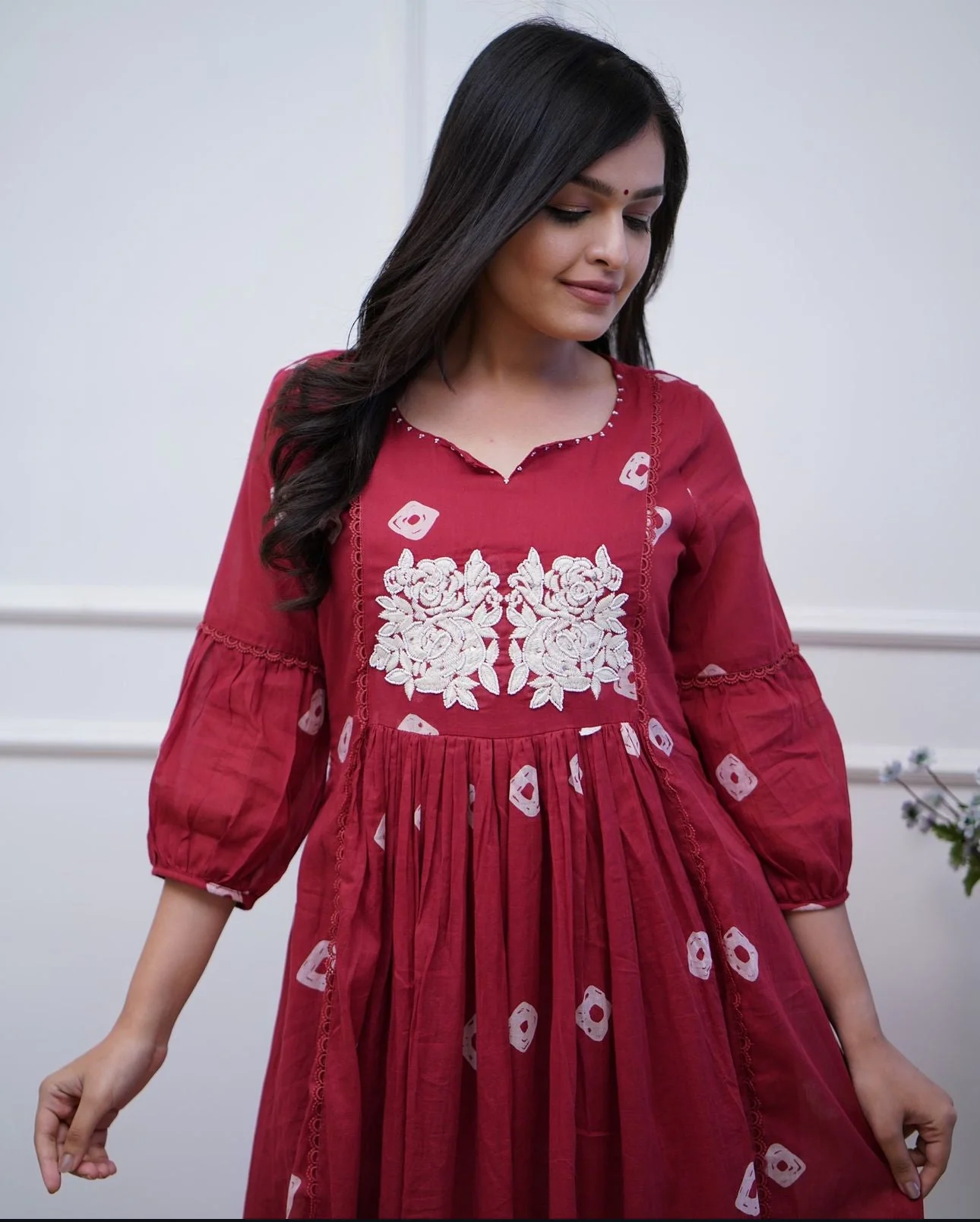Womens comfortable and look classy pure mul mul cotton pant set with work detailing Red - Image 5