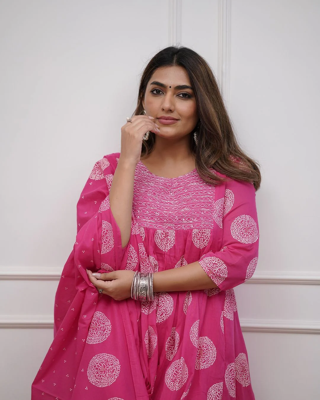 Women's Cotton Block Print With Embroidery Hand Work Flaired Straight Suit Embroidered Kurta, Trouser/Pant & Dupatta Set - Image 4